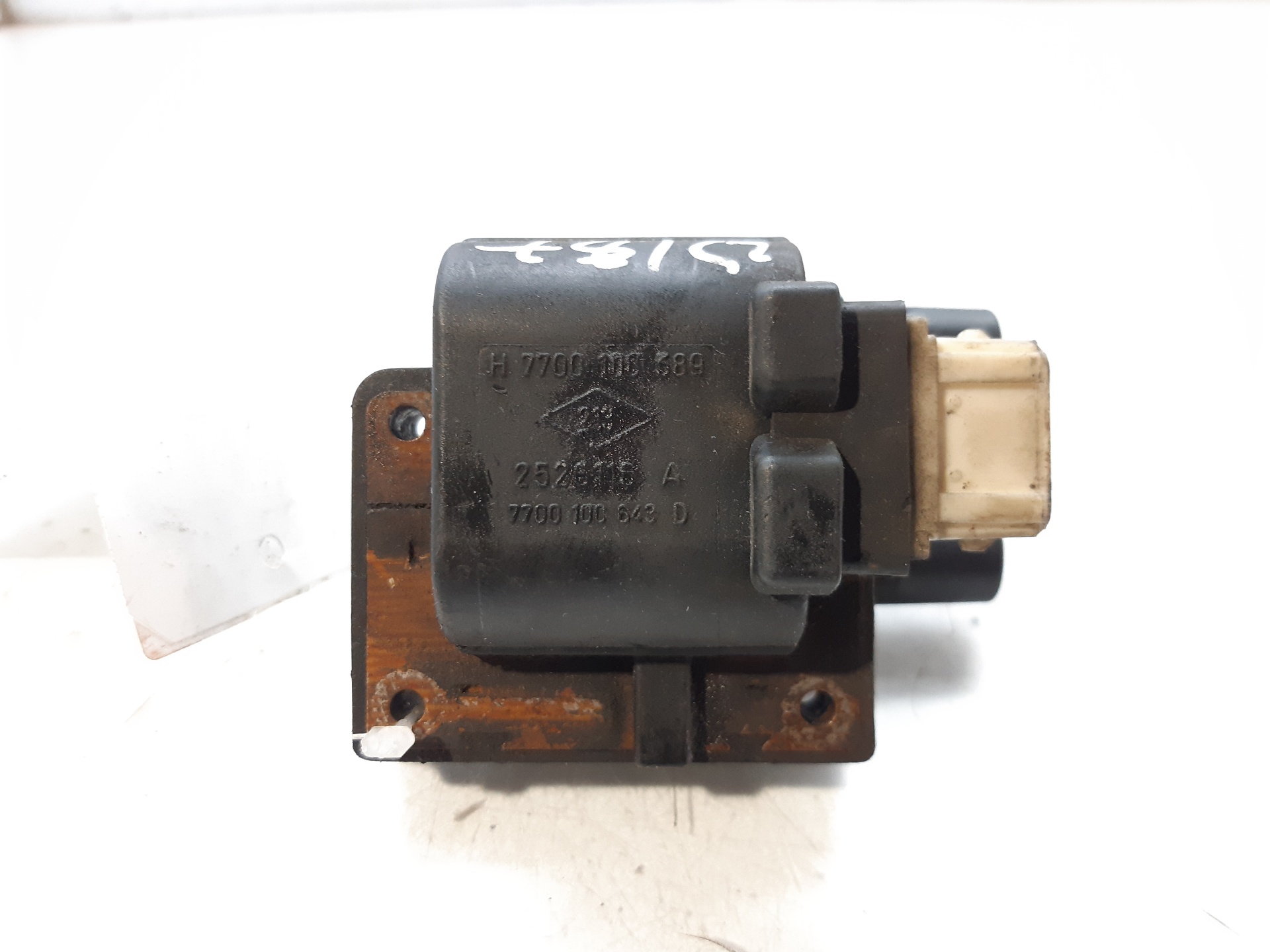 RENAULT Clio 2 generation (1998-2013) High Voltage Ignition Coil 7700100589 18731445