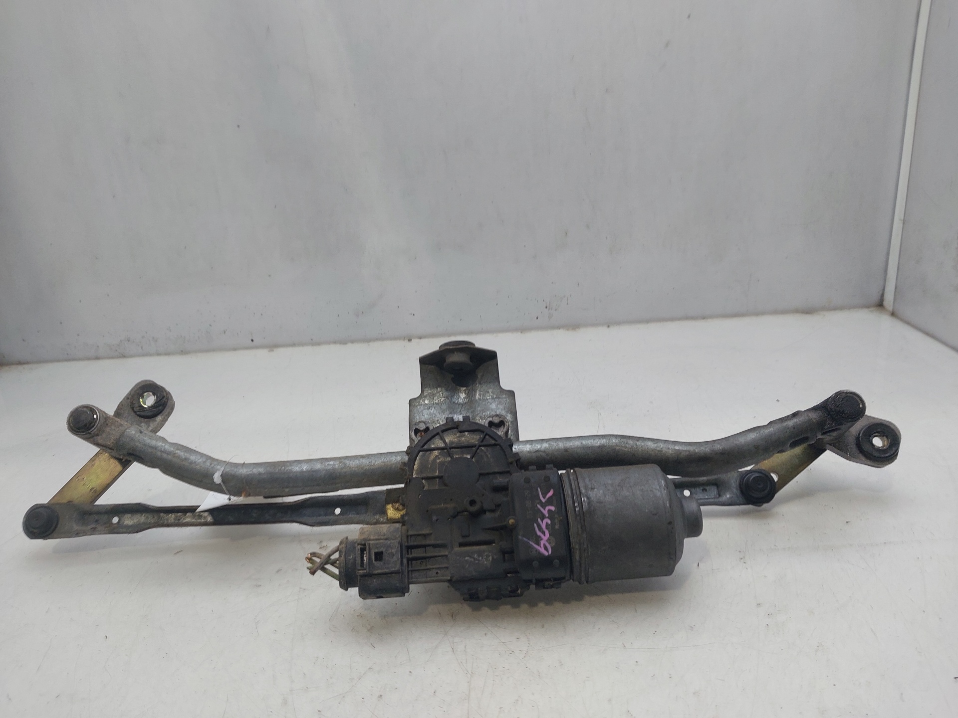 SEAT Ibiza 3 generation (2002-2008) Front Windshield Wiper Mechanism 6Q2955119A 25987468