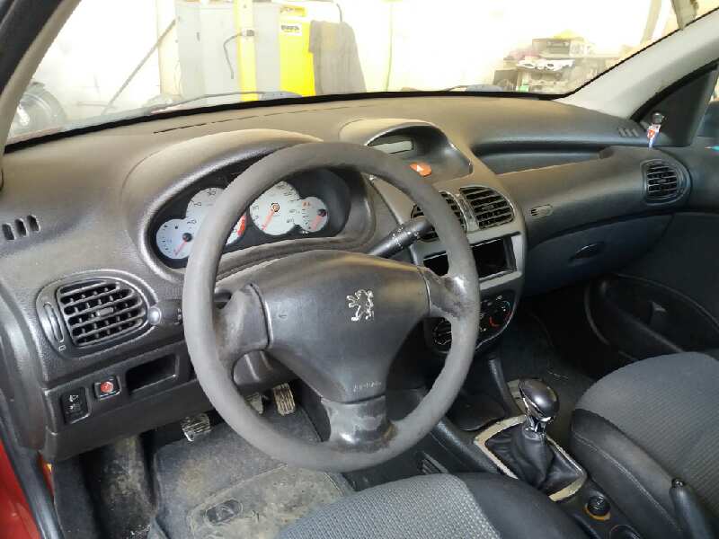 PEUGEOT 206 1 generation (1998-2009) Воздухомер воздушного фильтра 281642A401 20180565