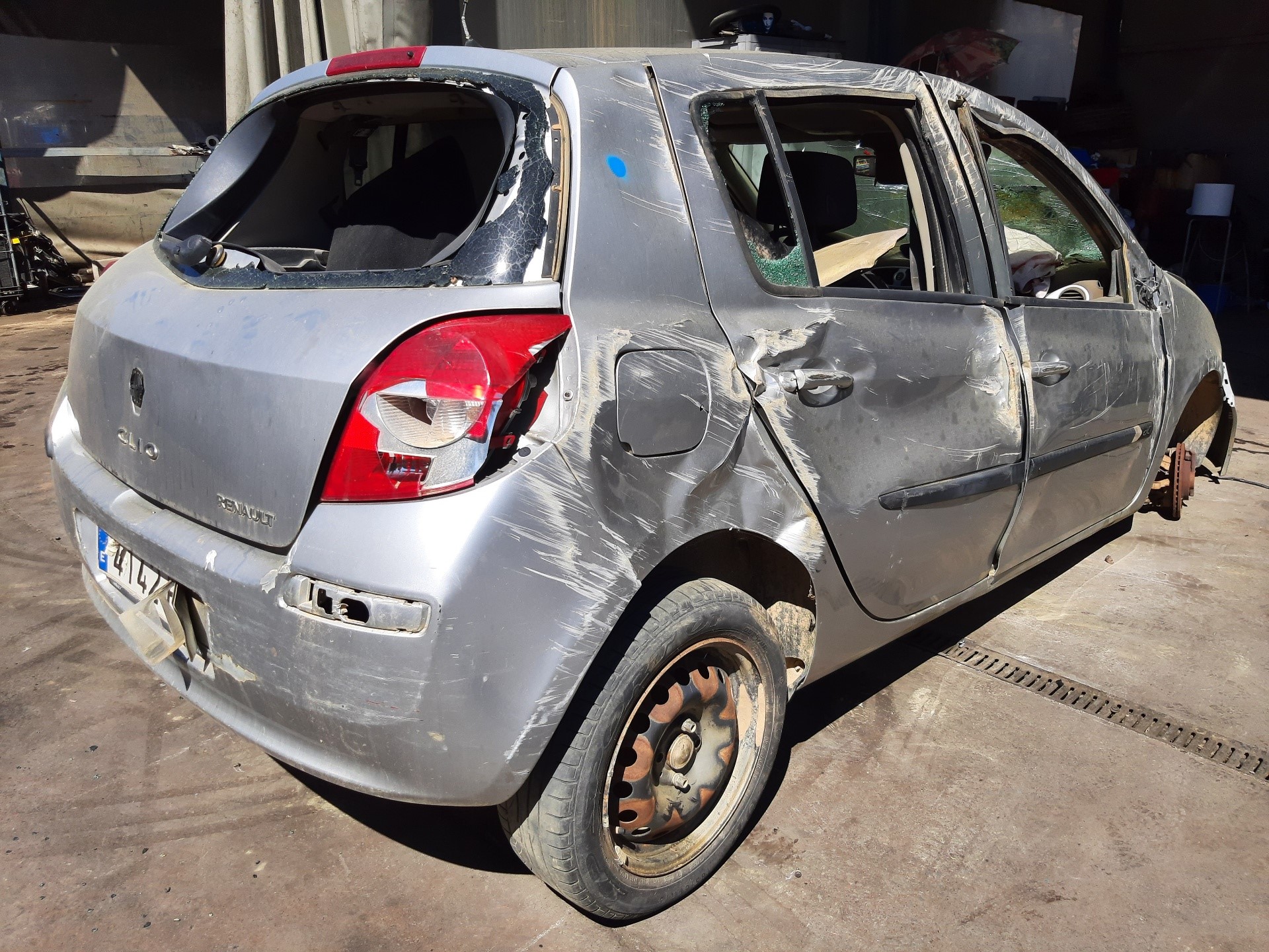 CHEVROLET Clio 2 generation (1998-2013) Mâner de deschidere interioară dreapta spate 310580 20148908