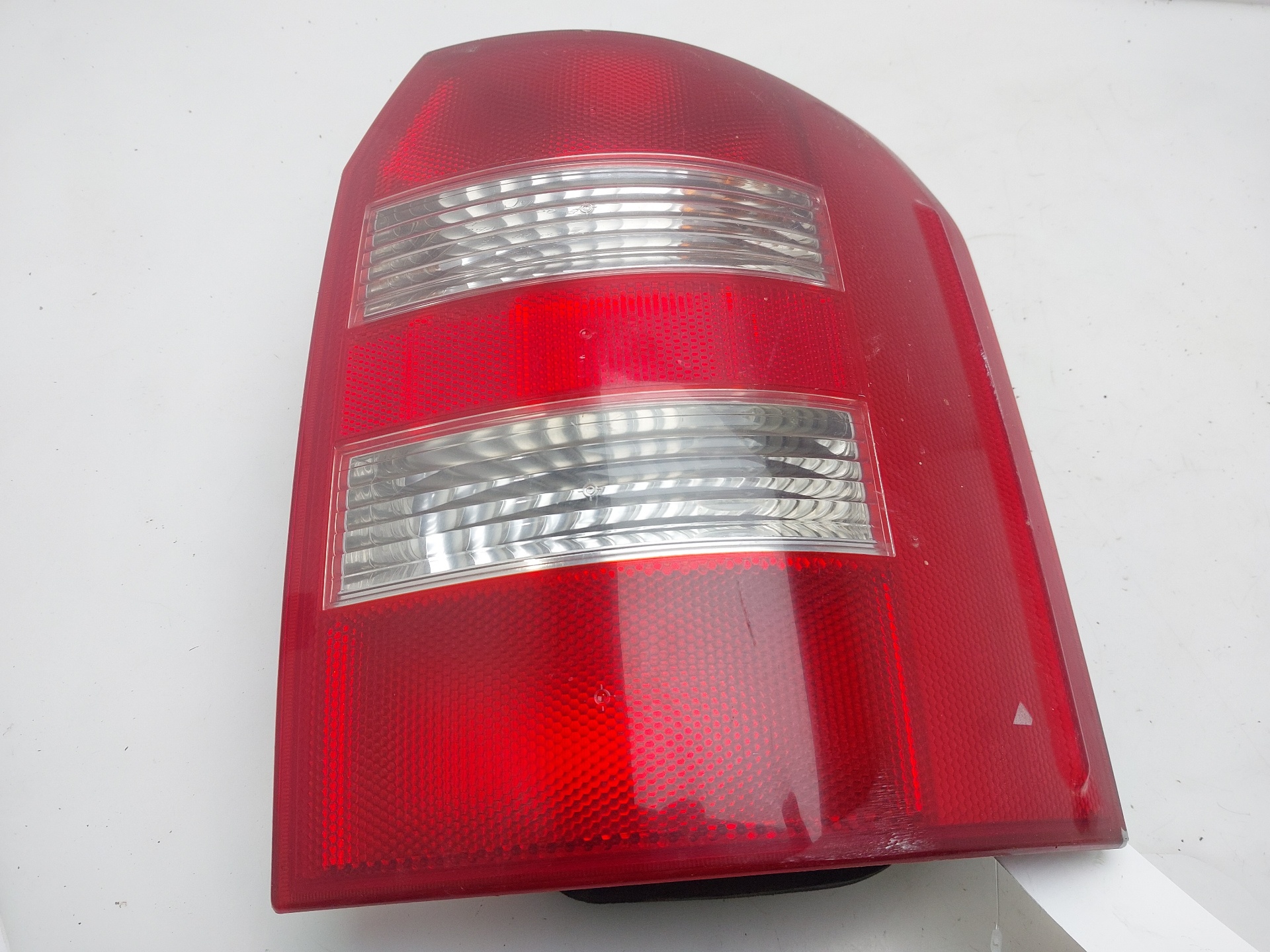AUDI A2 8Z (1999-2005) Rear Right Taillight Lamp 8Z0945096 23895433