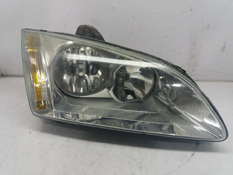 FORD Focus 2 generation (2004-2011) Фара передняя правая 0374D 20611777