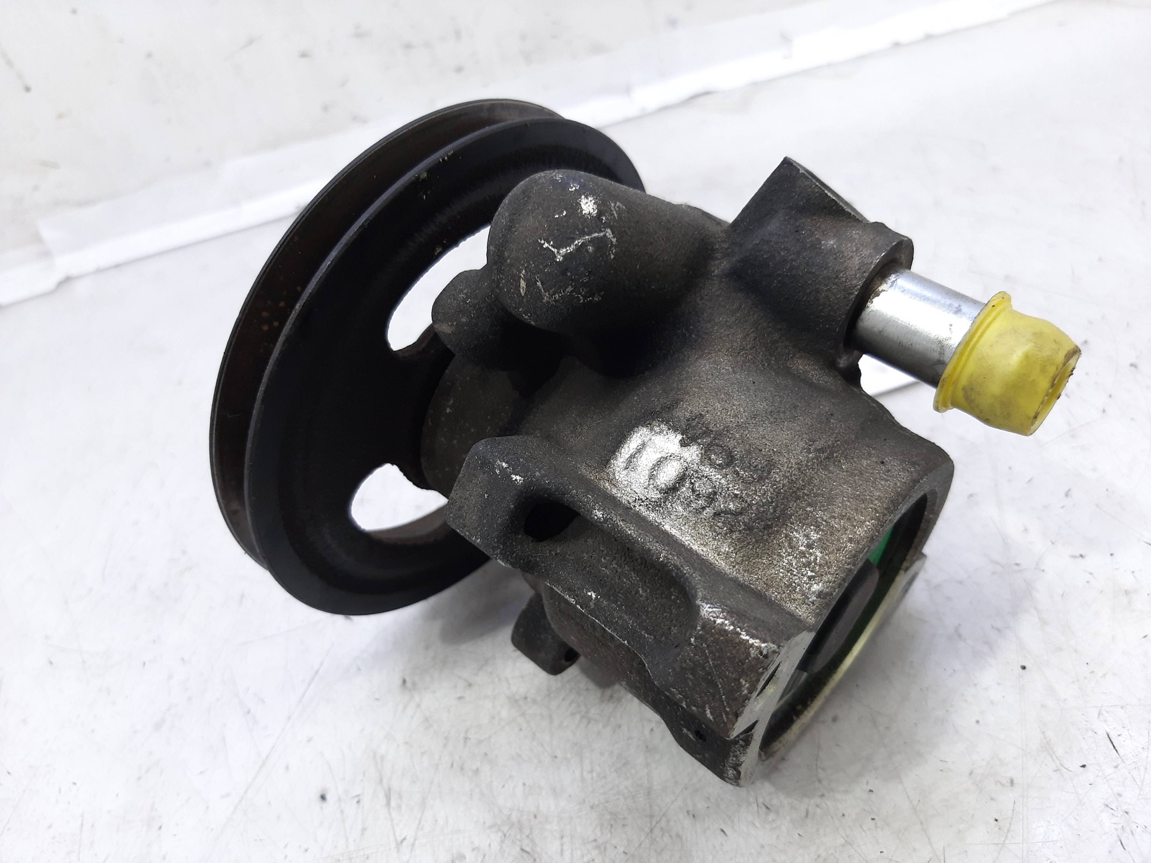 OPEL Corsa B (1993-2000) Power Steering Pump 26008257 22438498