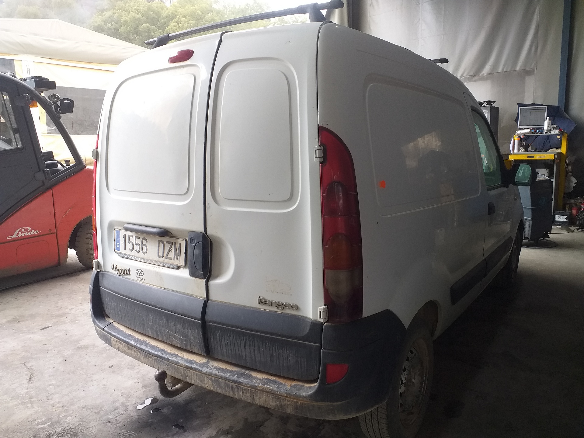 RENAULT Kangoo 1 generation (1998-2009) Priekšējo labo durvju slēdzene 7701046800 22300977