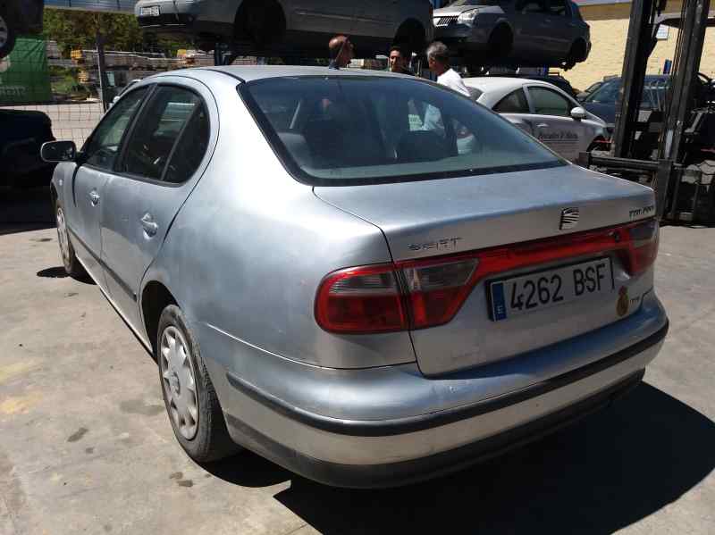 SEAT Toledo 2 generation (1999-2006) Ремень безопасности передний правый 33009583D 20169776