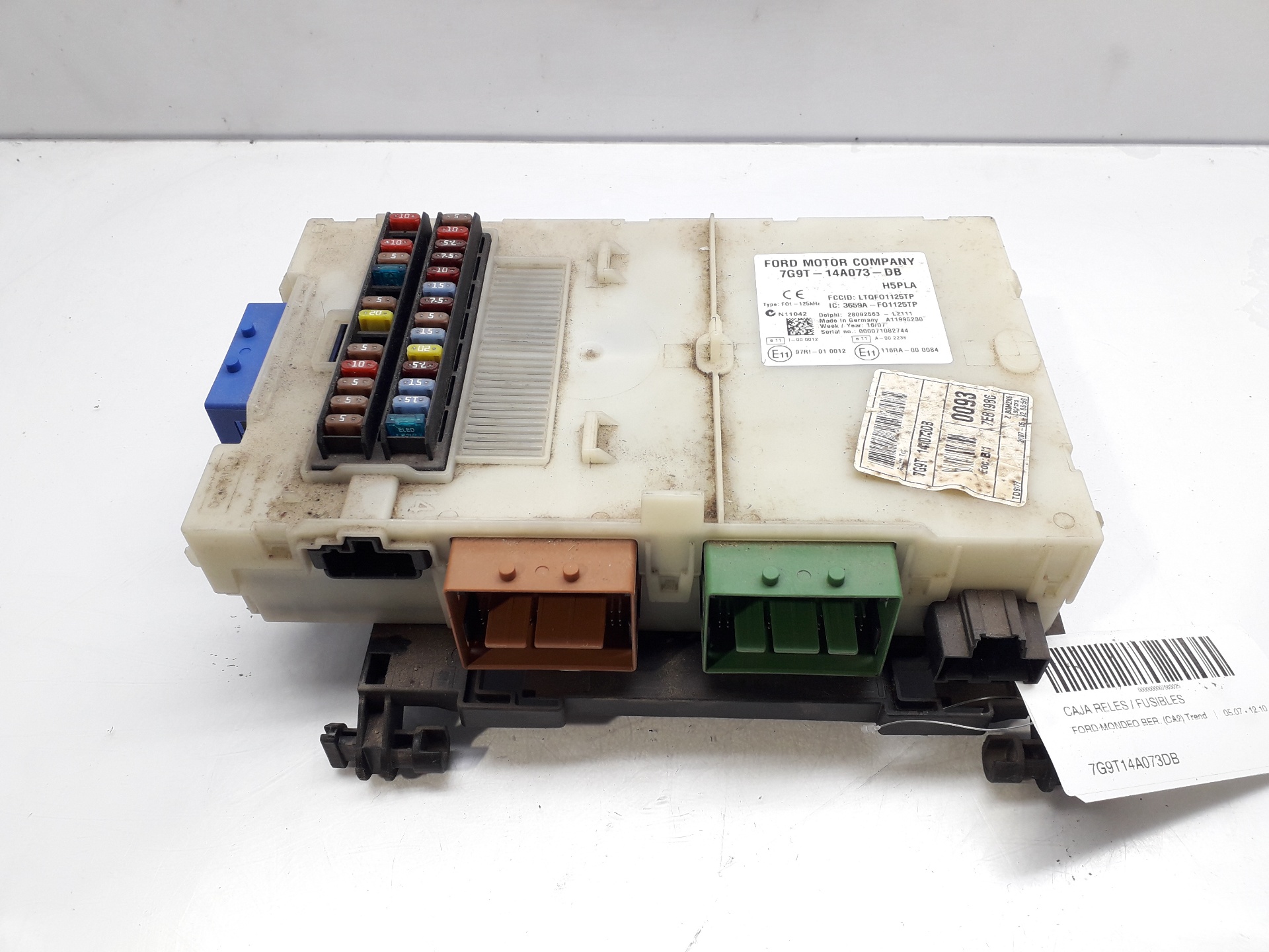FORD Mondeo 4 generation (2007-2015) Fuse Box 7G9T14A073DB 20992796