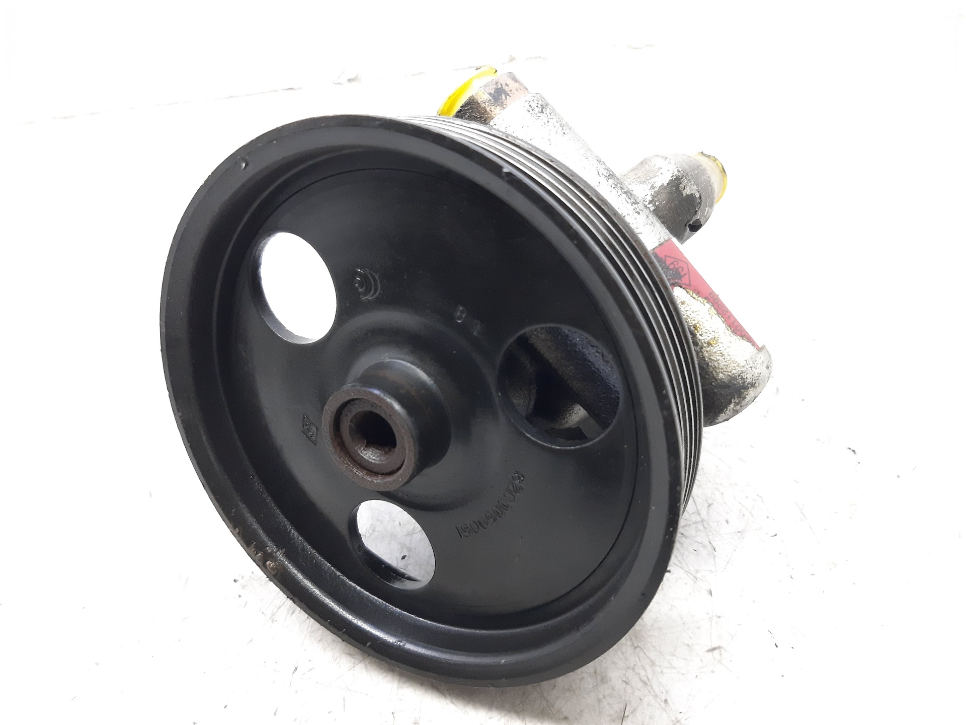 RENAULT Megane 1 generation (1995-2003) Pompe de direction assistée 26090956 24930057