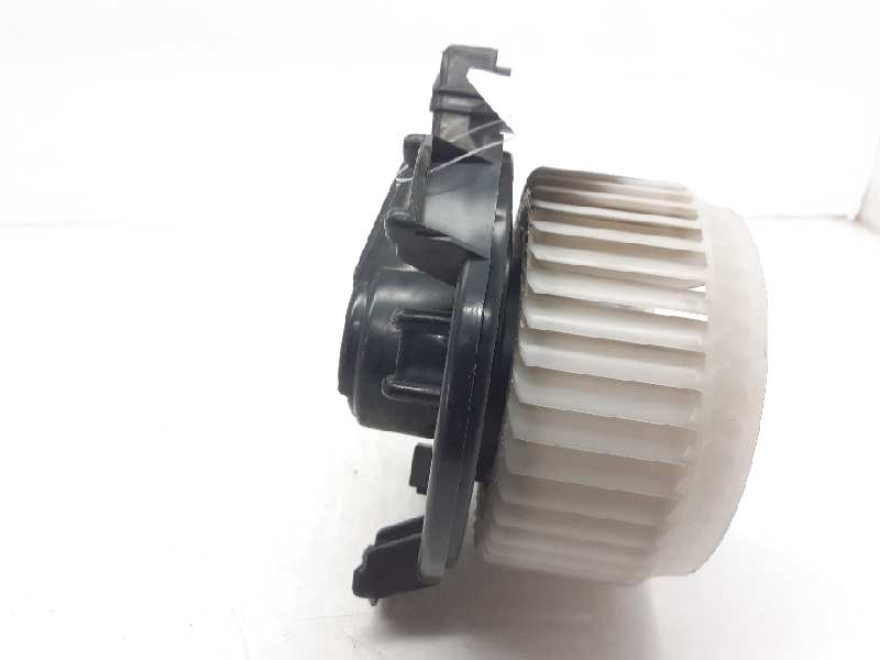 SUZUKI Swift 4 generation (2010-2016) Motor încălzitor interior AV2727000311 18521720