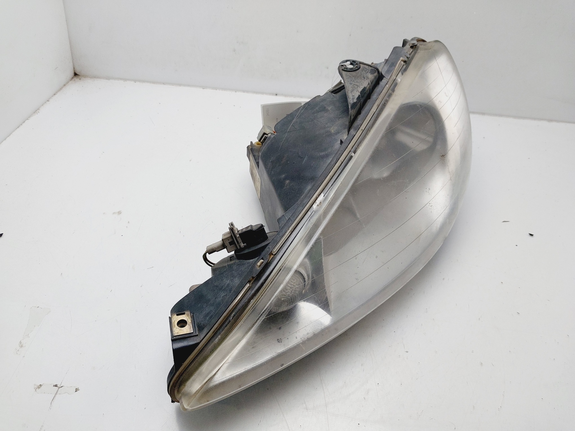 FORD Front Left Headlight 9628666880 25679736