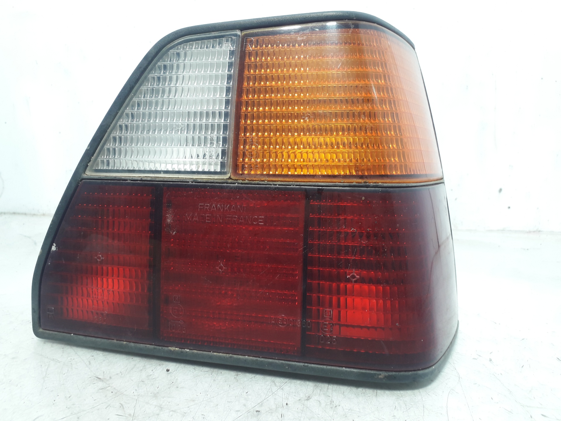 VOLKSWAGEN Golf 2 generation (1983-1992) Rear Right Taillight Lamp 191945112A 18741989