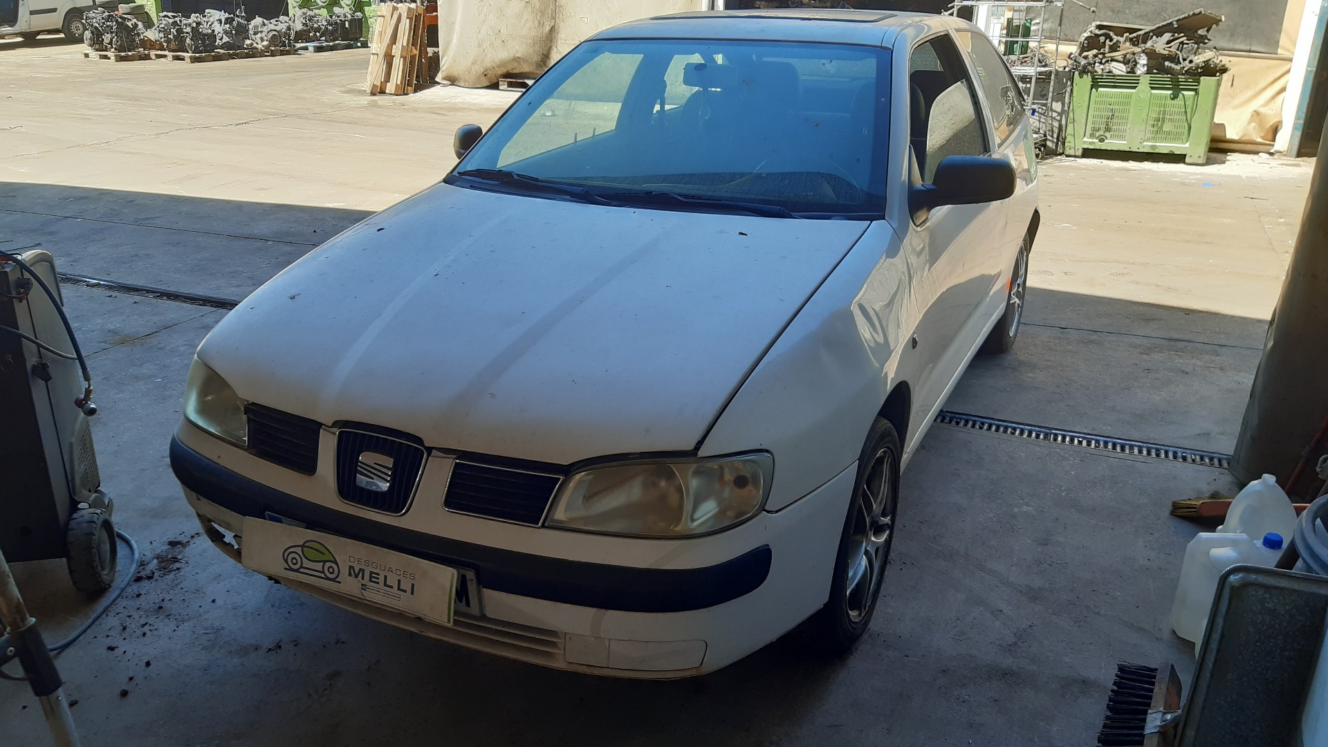 SEAT Cordoba 1 generation (1993-2003) Другие кузовные детали 6K6827550 18800087