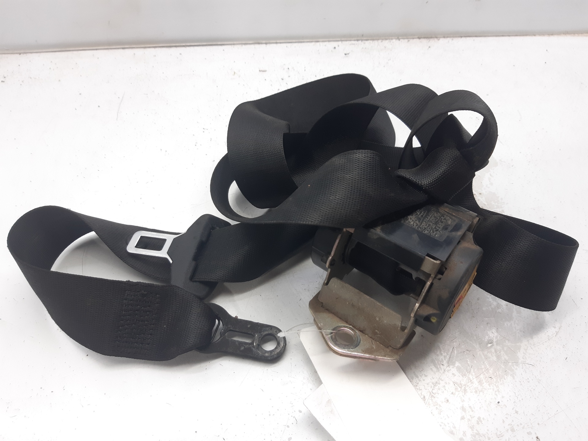 BMW 1 Series E81/E82/E87/E88 (2004-2013) Rear Right Seatbelt 607051100B 18634121