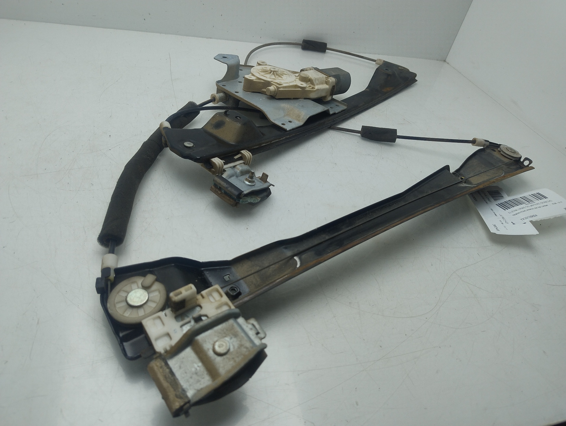 Front power window rh D20DT 7232109004 de Ssangyong Kyron 2010-0 141 CV - pieza usada