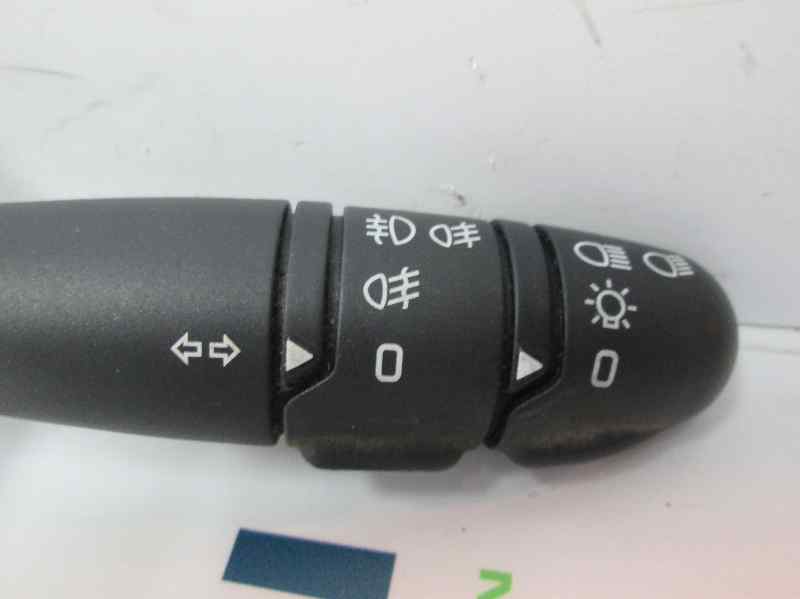 RENAULT Clio 2 generation (1998-2013) Headlight Switch Control Unit 7701047551 20191549