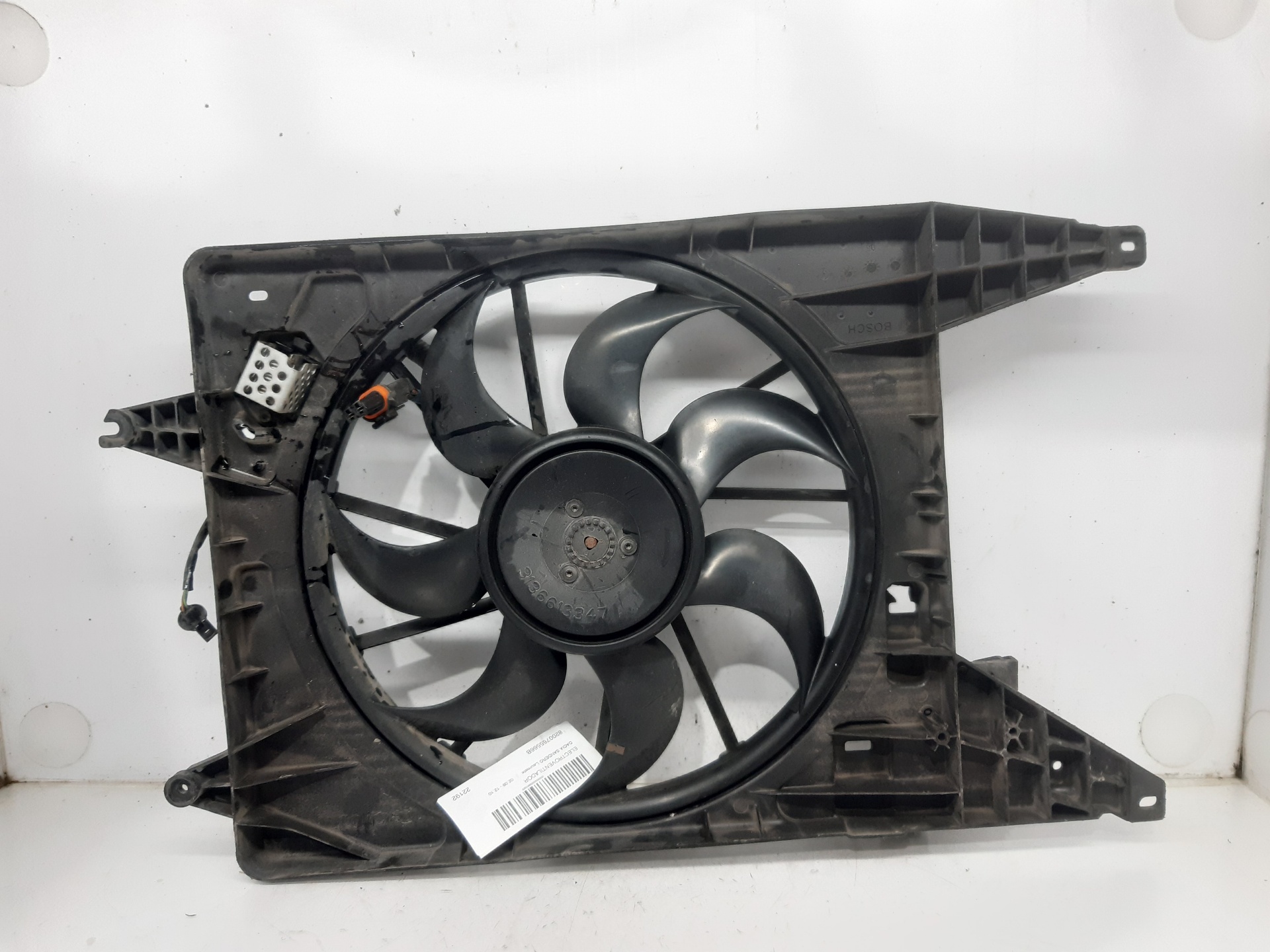 DACIA Sandero 1 generation (2008-2012) Difūzoriaus ventiliatorius 8200765566B 24010405