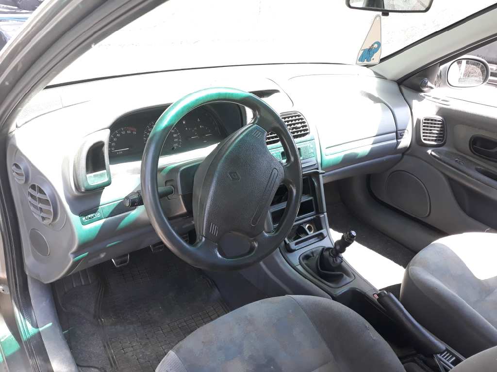 RENAULT Laguna 1 generation (1993-2001) Išsiplėtimo bakelis 7701467601 18399629