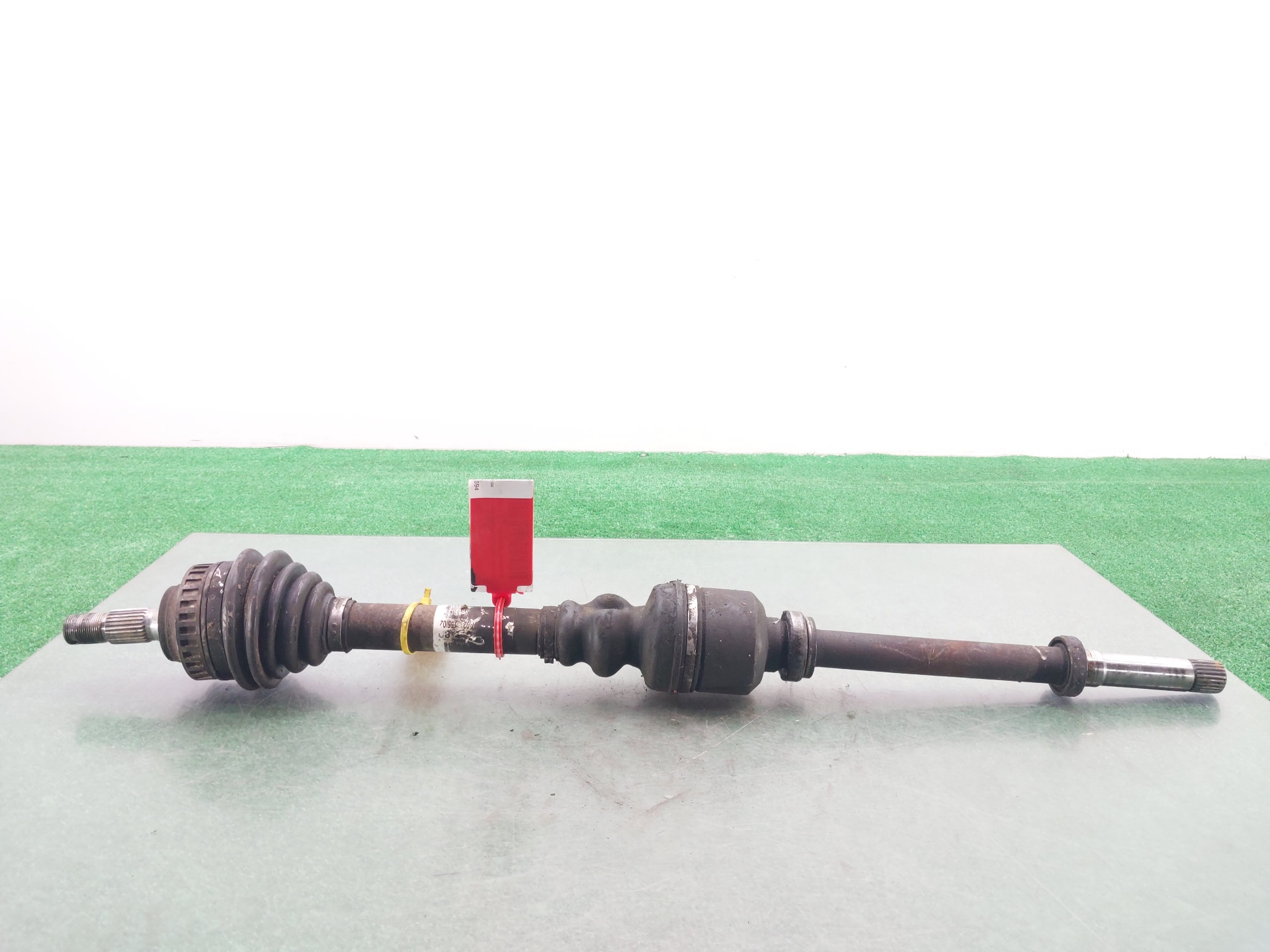 CITROËN Xsara 1 generation (1997-2004) Front Right Driveshaft 32734T 25178440