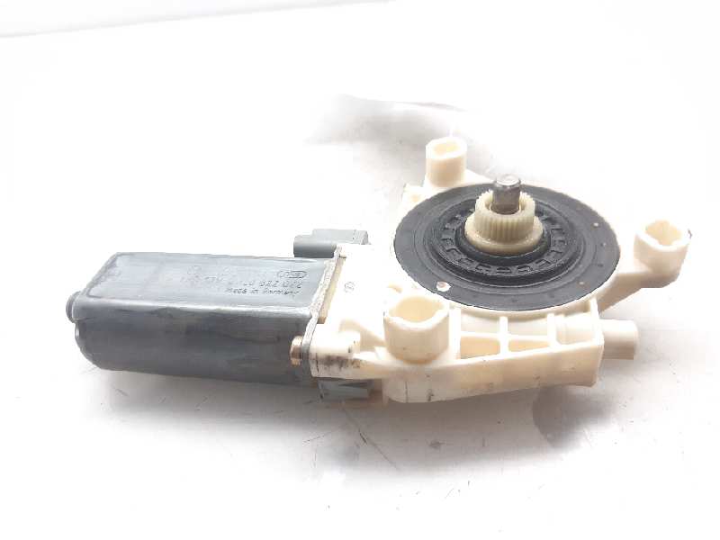 PEUGEOT 307 1 generation (2001-2008) Front Left Door Window Regulator Motor 0130822022 18583182