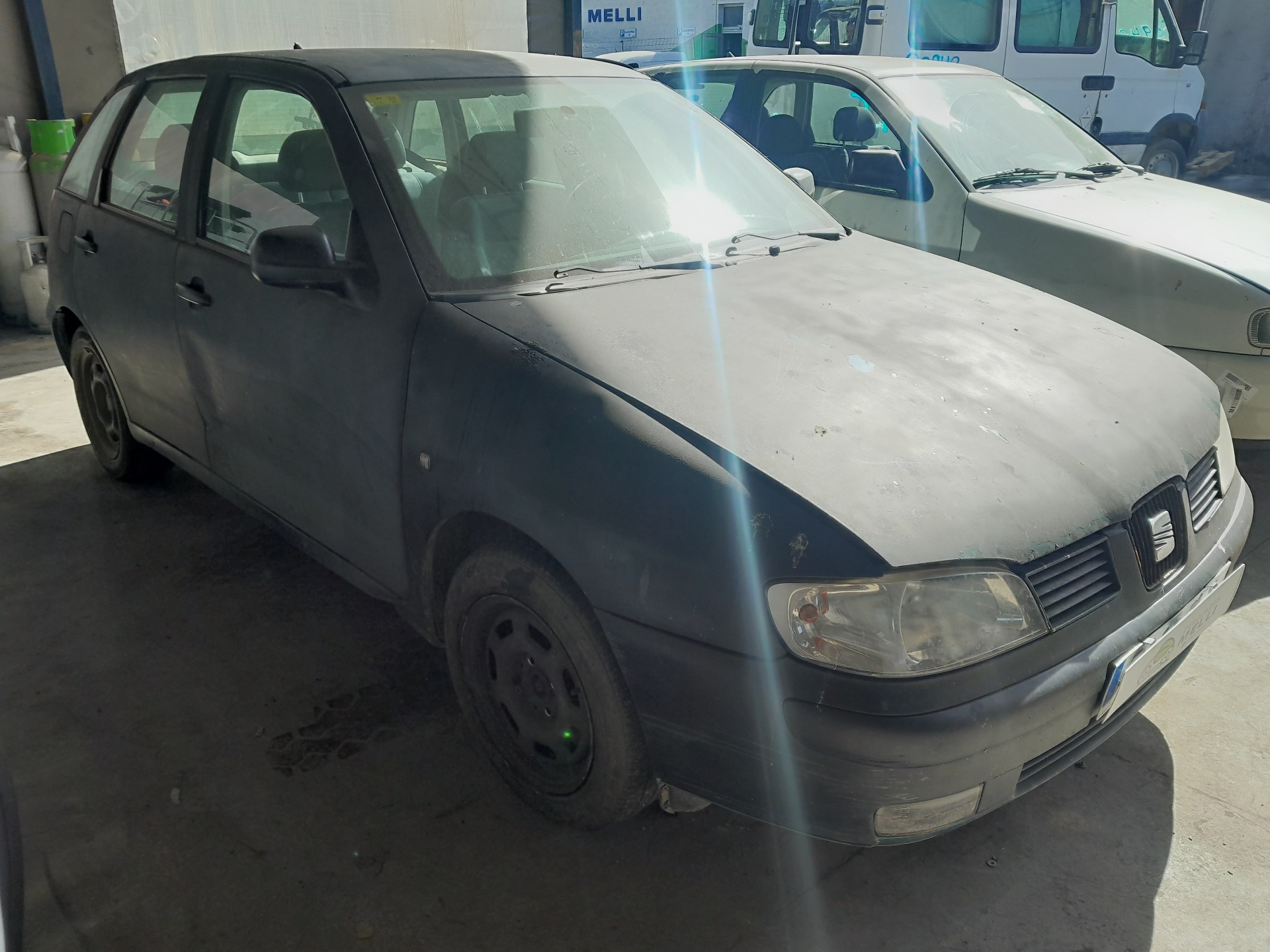 SEAT Ibiza 2 generation (1993-2002) Vasen takavalo 6K6945107C 24138393