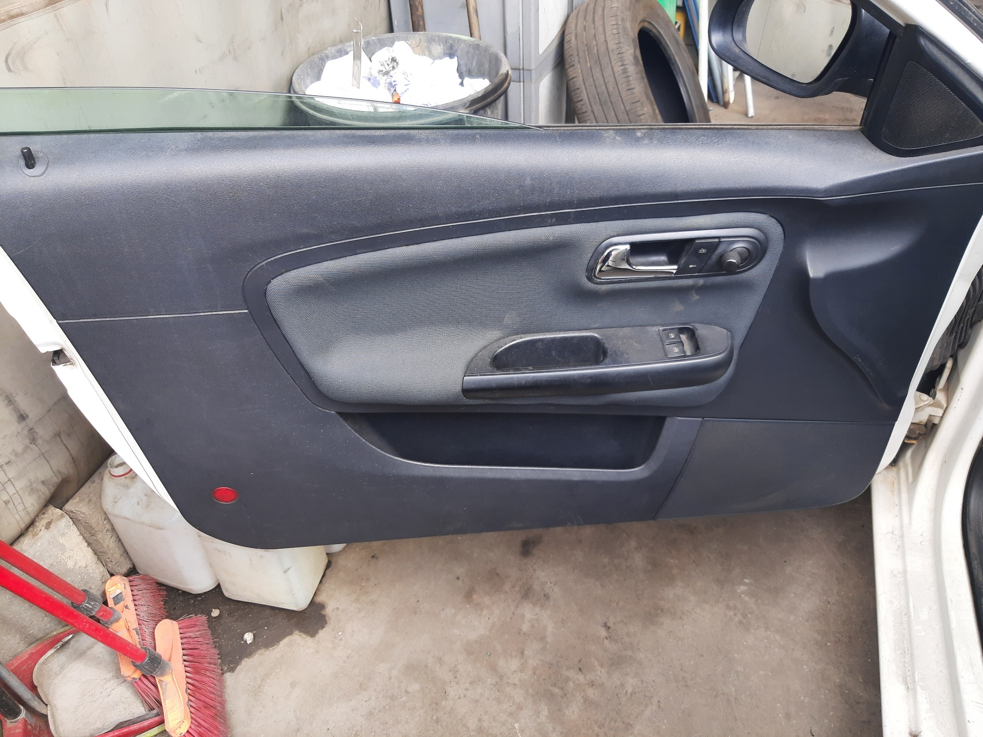 SEAT Cordoba 2 generation (1999-2009) Front Left Door Lock 3B1837015AQ 22908248