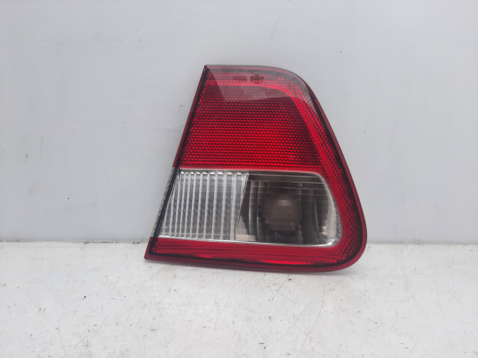 SEAT Cordoba 1 generation (1993-2003) Rear Right Taillight Lamp 6K5945092F 24139377