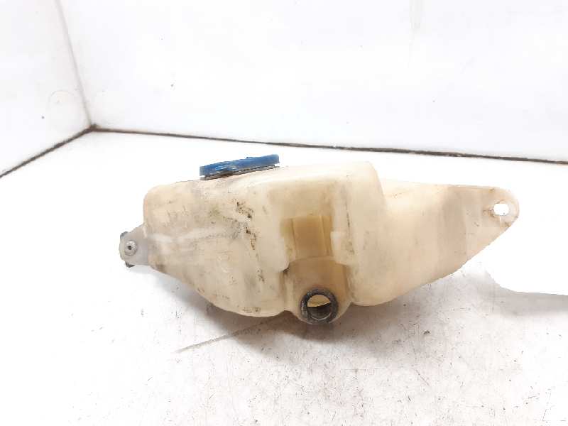 PEUGEOT 205 1 generation (1983-1998) Vinduesvaskertank 643137 18418002