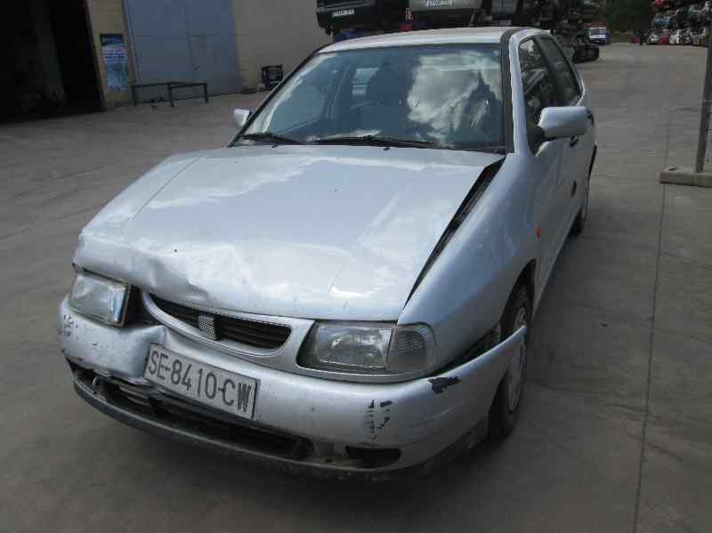 SEAT Ibiza 2 generation (1993-2002) Зеркало передней правой двери 415312302 20165447