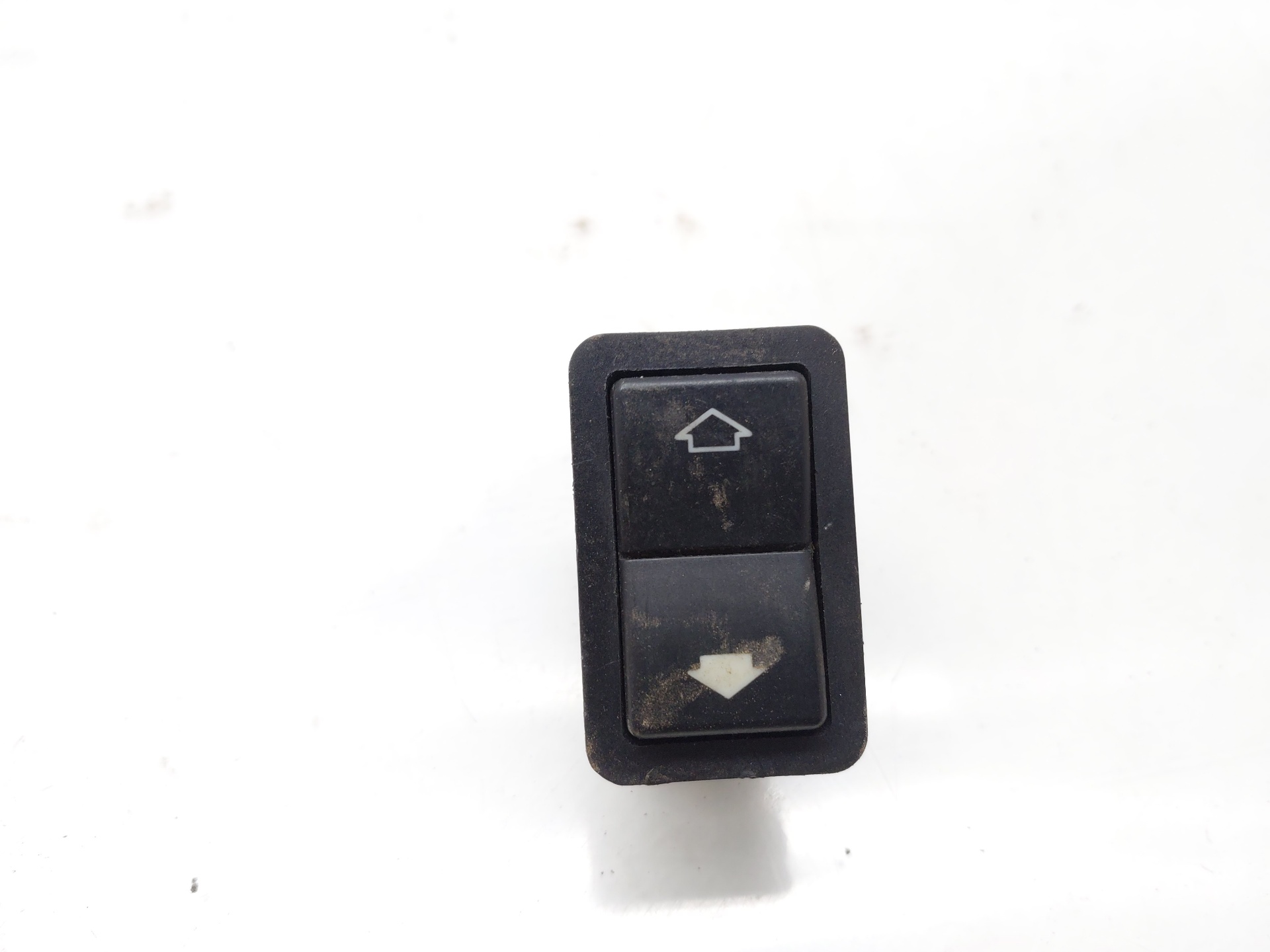 BMW 5 Series E39 (1995-2004) Front Right Door Window Switch 8368974 20148158