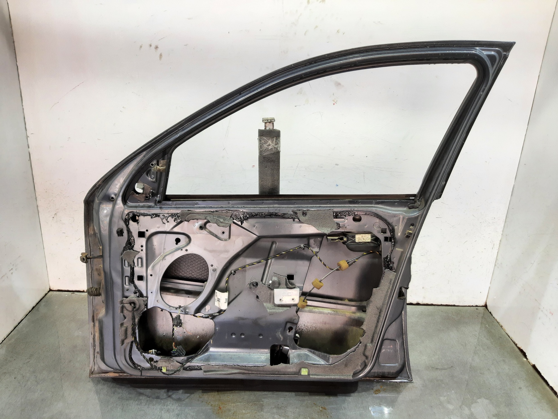 FORD Mondeo 3 generation (2000-2007) Front Right Door 1446436 20615960