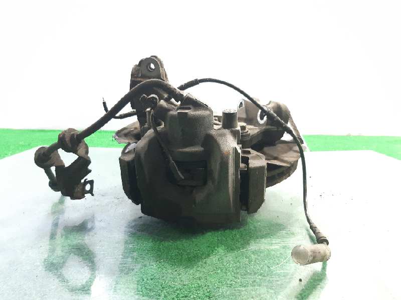 BMW 3 Series E90/E91/E92/E93 (2004-2013) Front Left Wheel Hub 31216793923 18629319