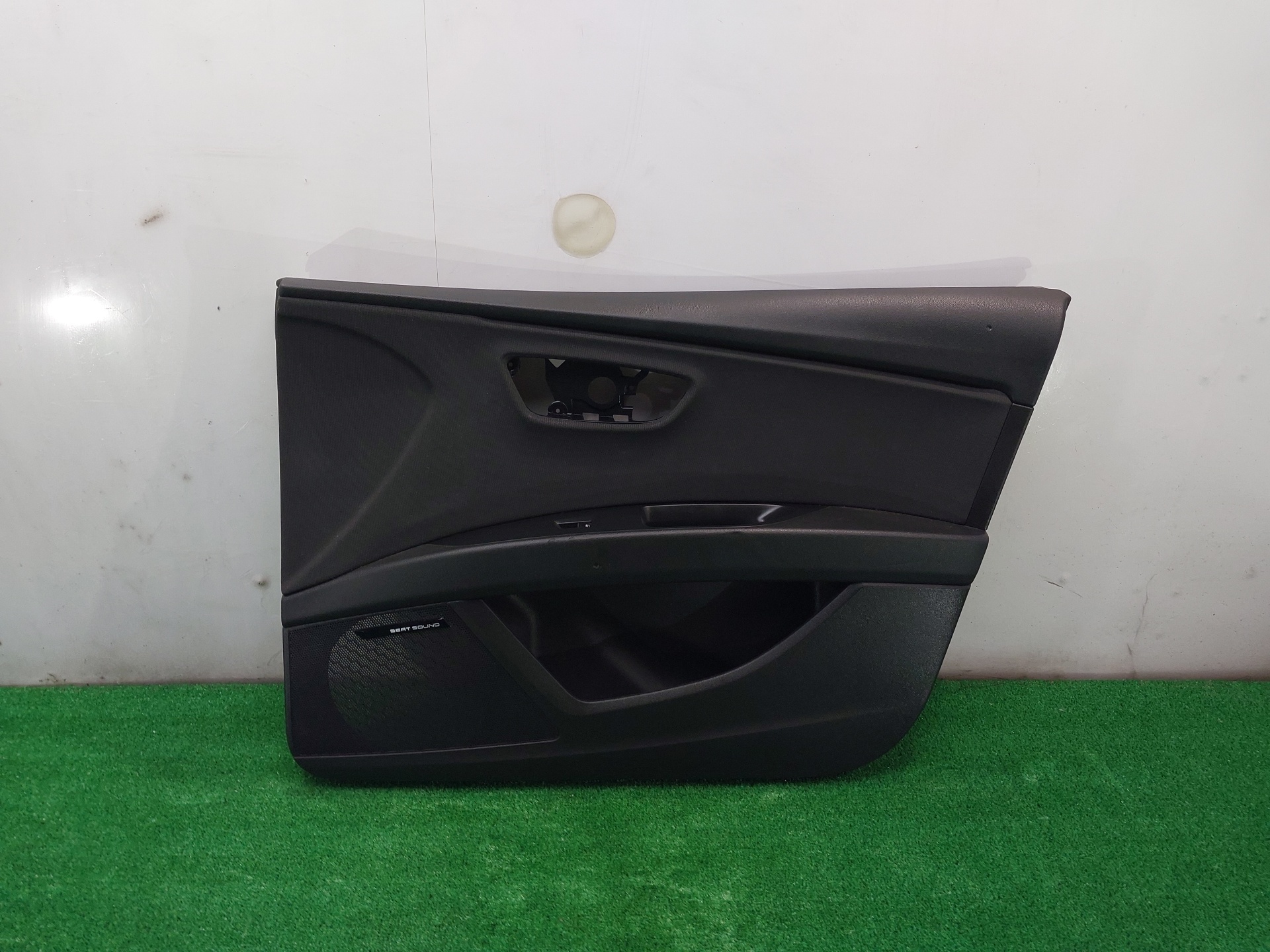 SEAT Leon 3 generation (2012-2020) Front Right Door Panel 5F4867132,35.919KMS,5PUERTAS 21238632