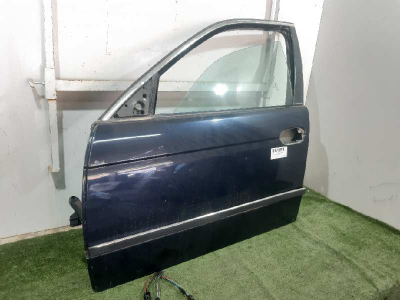 BMW 5 Series E39 (1995-2004) Front Left Door 41518216817 18512282