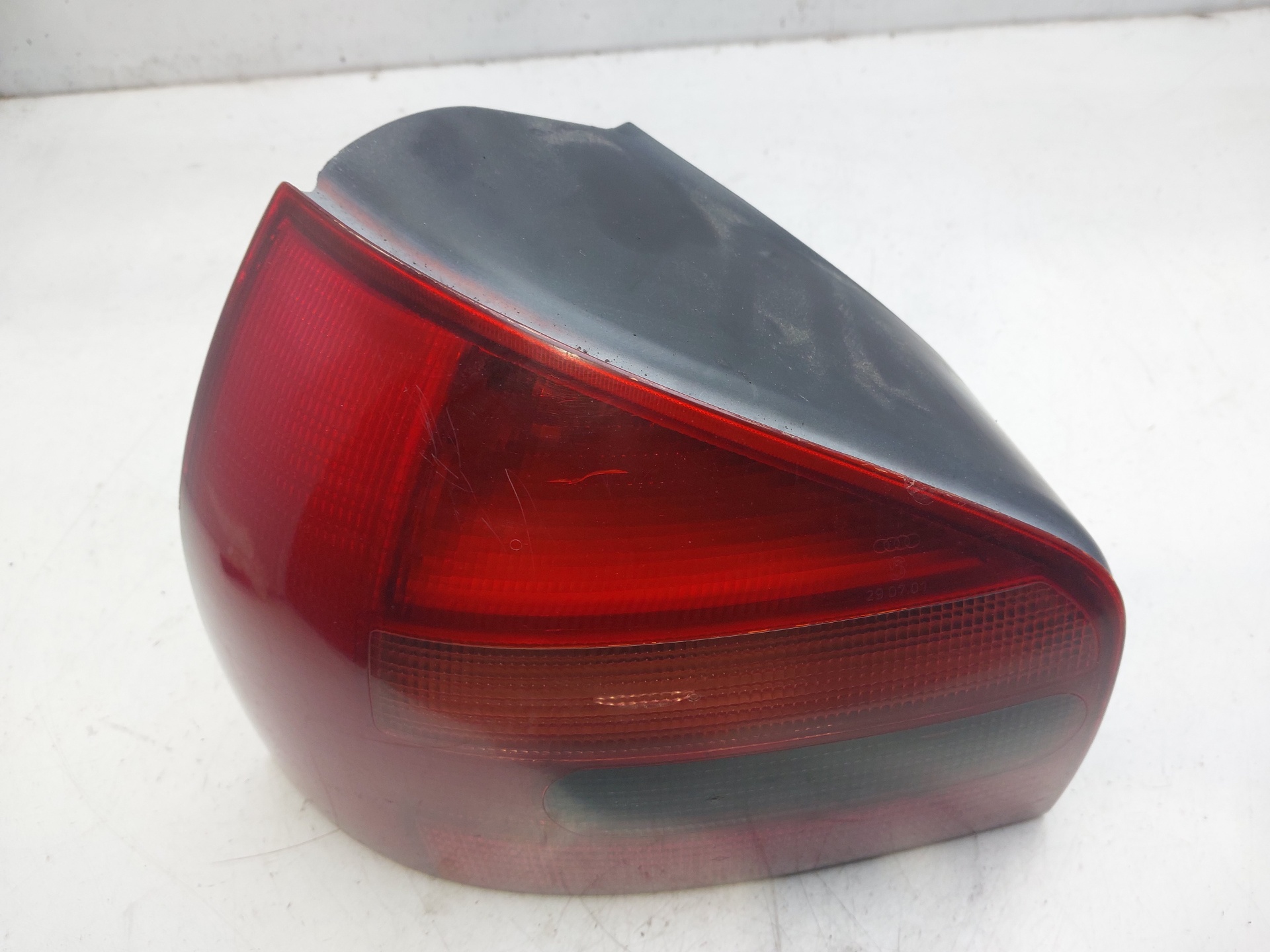 AUDI A3 8L (1996-2003) Rear Left Taillight 8L0945095A 24833508