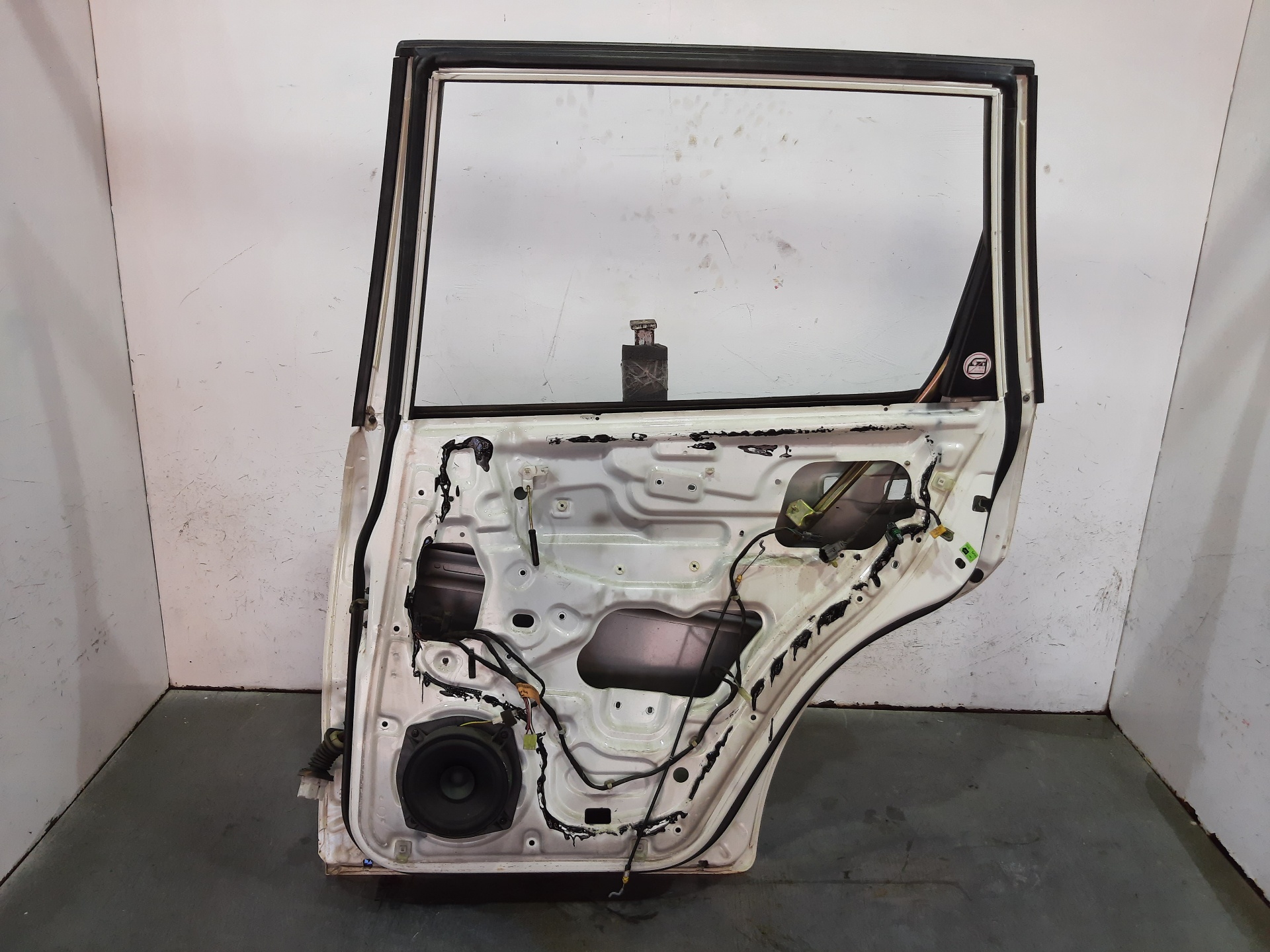 SSANGYONG Rexton Y200 (2001-2007) Rear Right Door 6300408103 20647587