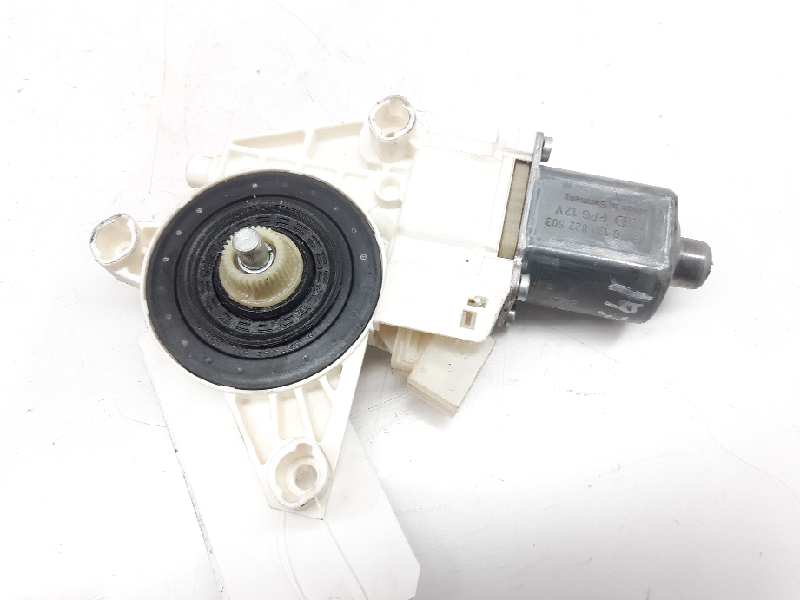 MERCEDES-BENZ C-Class W204/S204/C204 (2004-2015) Front Left Door Window Regulator Motor A2048200142 18503508