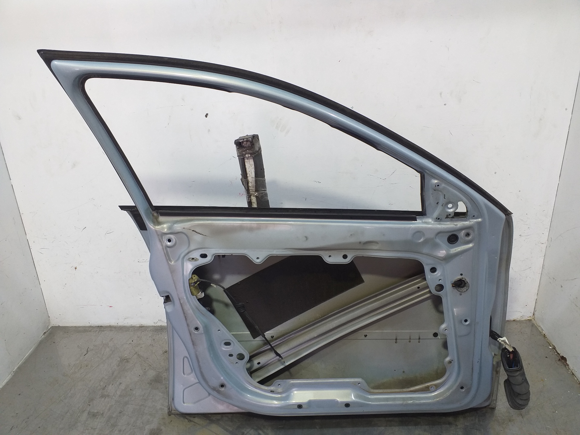 SEAT Ibiza 3 generation (2002-2008) Дверь передняя левая 6L4831055S 25281449