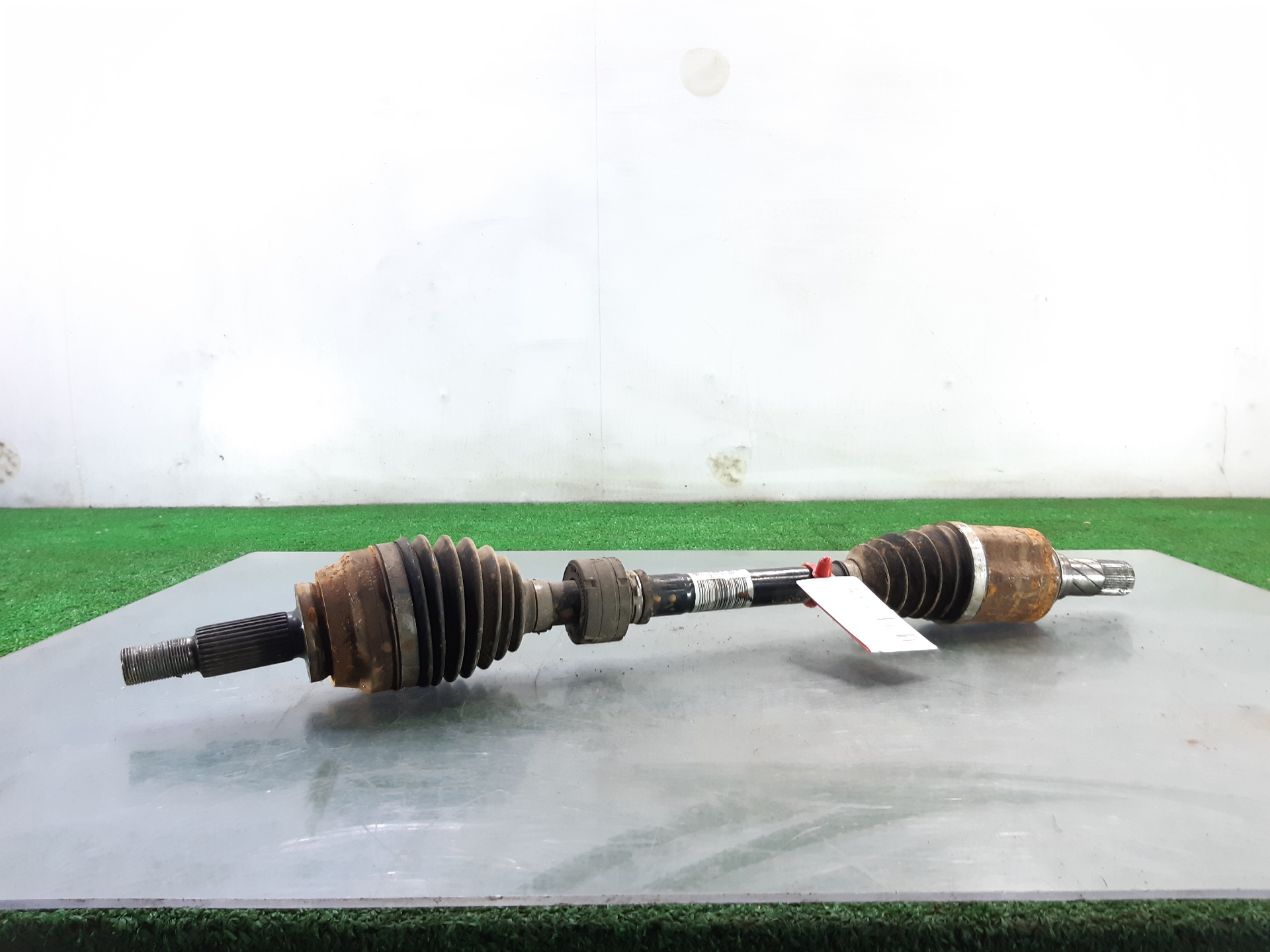 RENAULT Front Left Driveshaft 391013990R 18761164