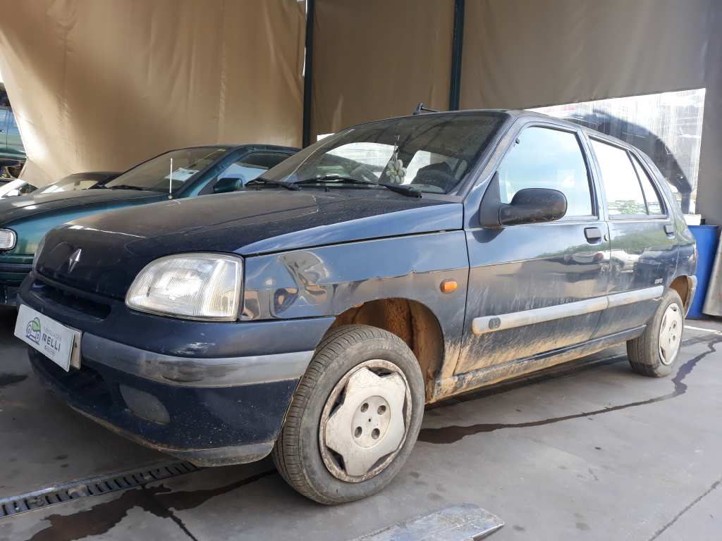 RENAULT Clio 1 generation (1990-1998) Охлаждающий радиатор 7700806575 18374126