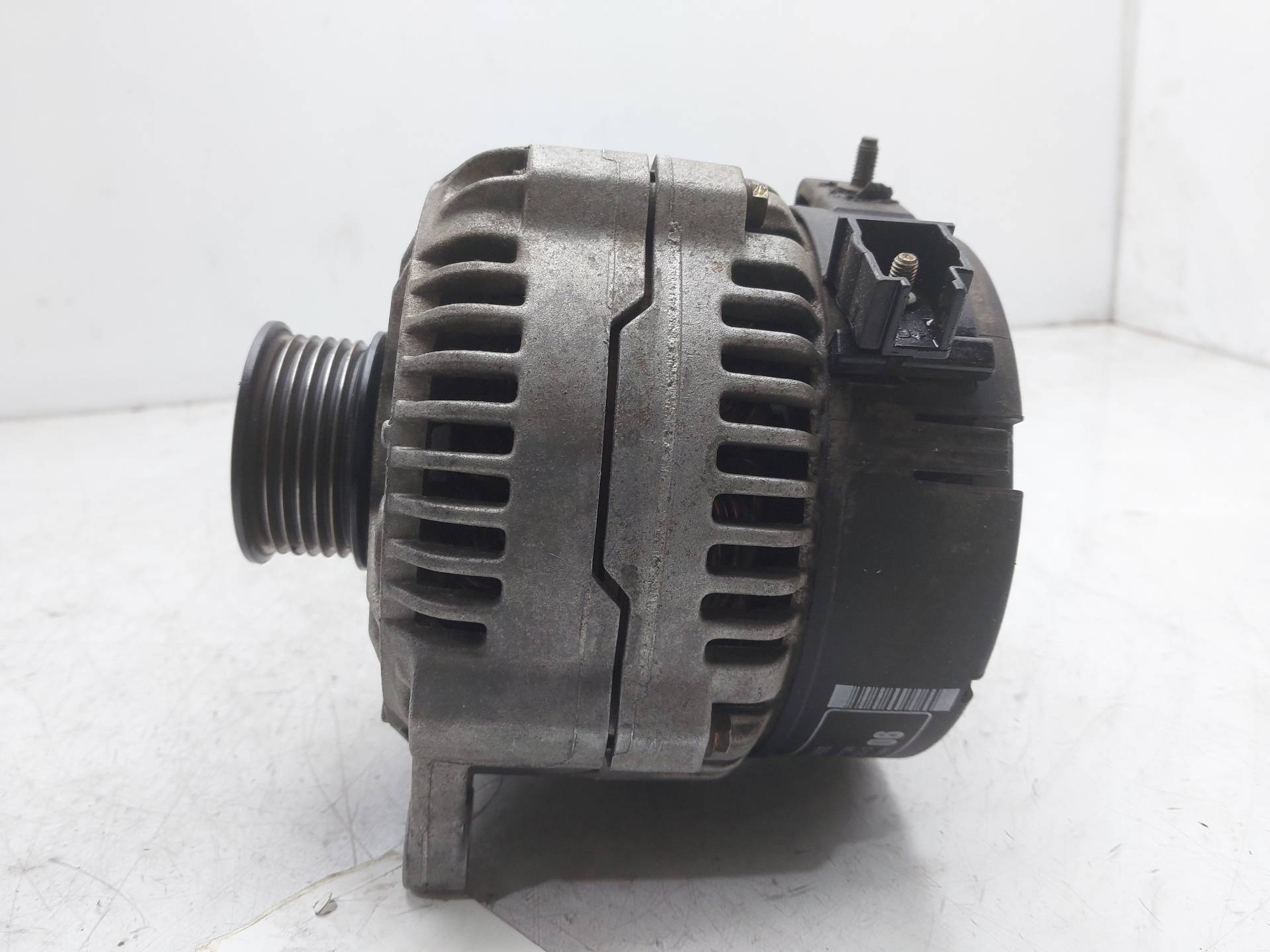 FORD Mondeo 1 generation (1993-1996) Alternator 0123212001 22752630