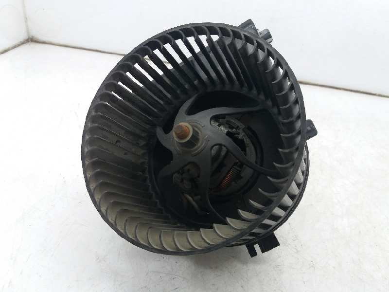 VOLKSWAGEN Bora 1 generation (1998-2005) Fűtésventilátor 1J1819021C 18374034