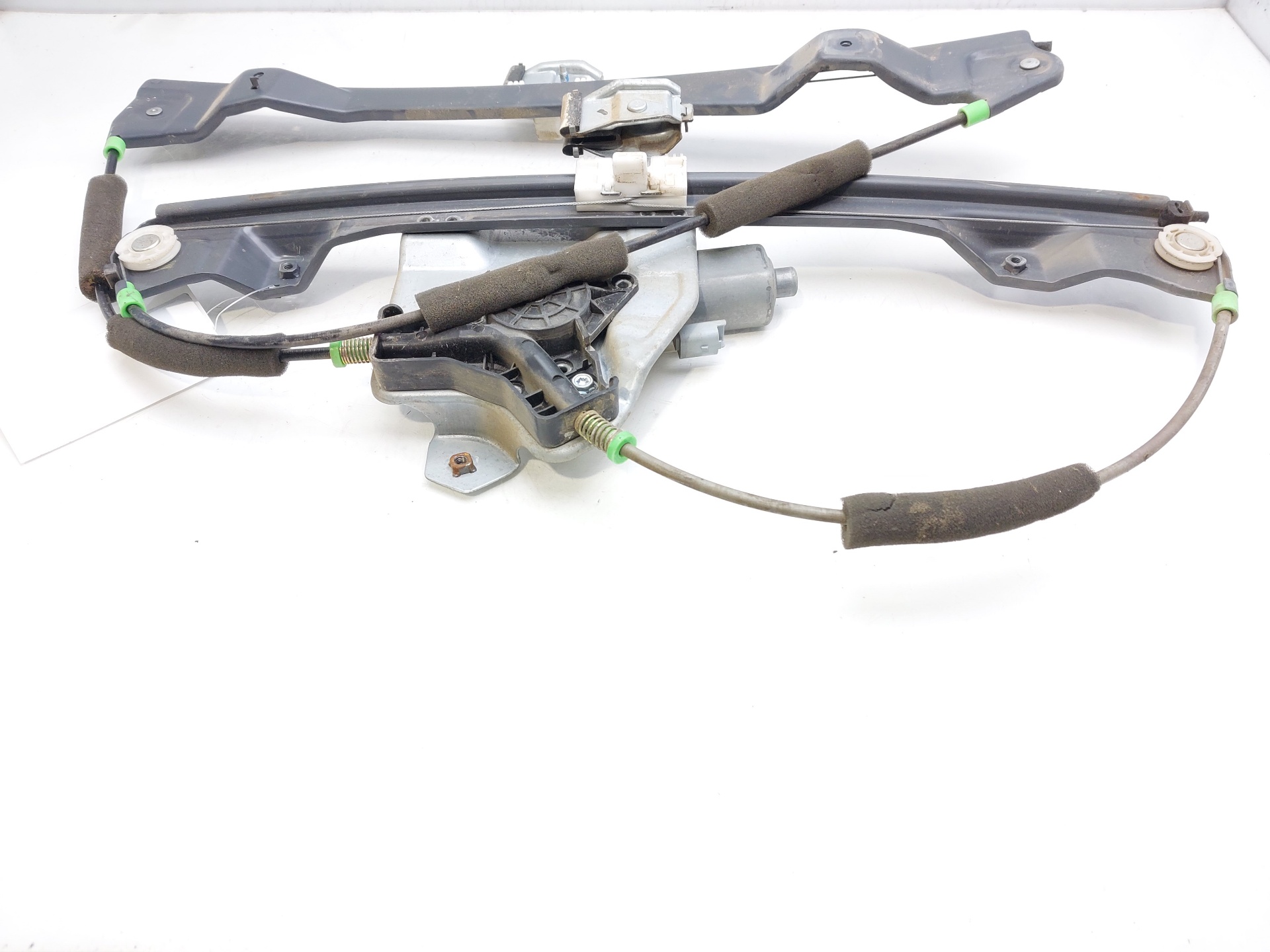 Elevalunas delantero derecho D20DT 7232109004 de Ssangyong Actyon i 2006-0 155 CV - pieza usada