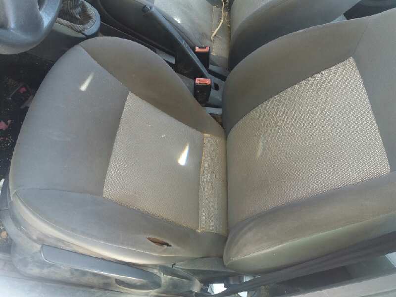 SEAT Cordoba 2 generation (1999-2009) Priekšējā bampera balka 6L0805551C 22069520