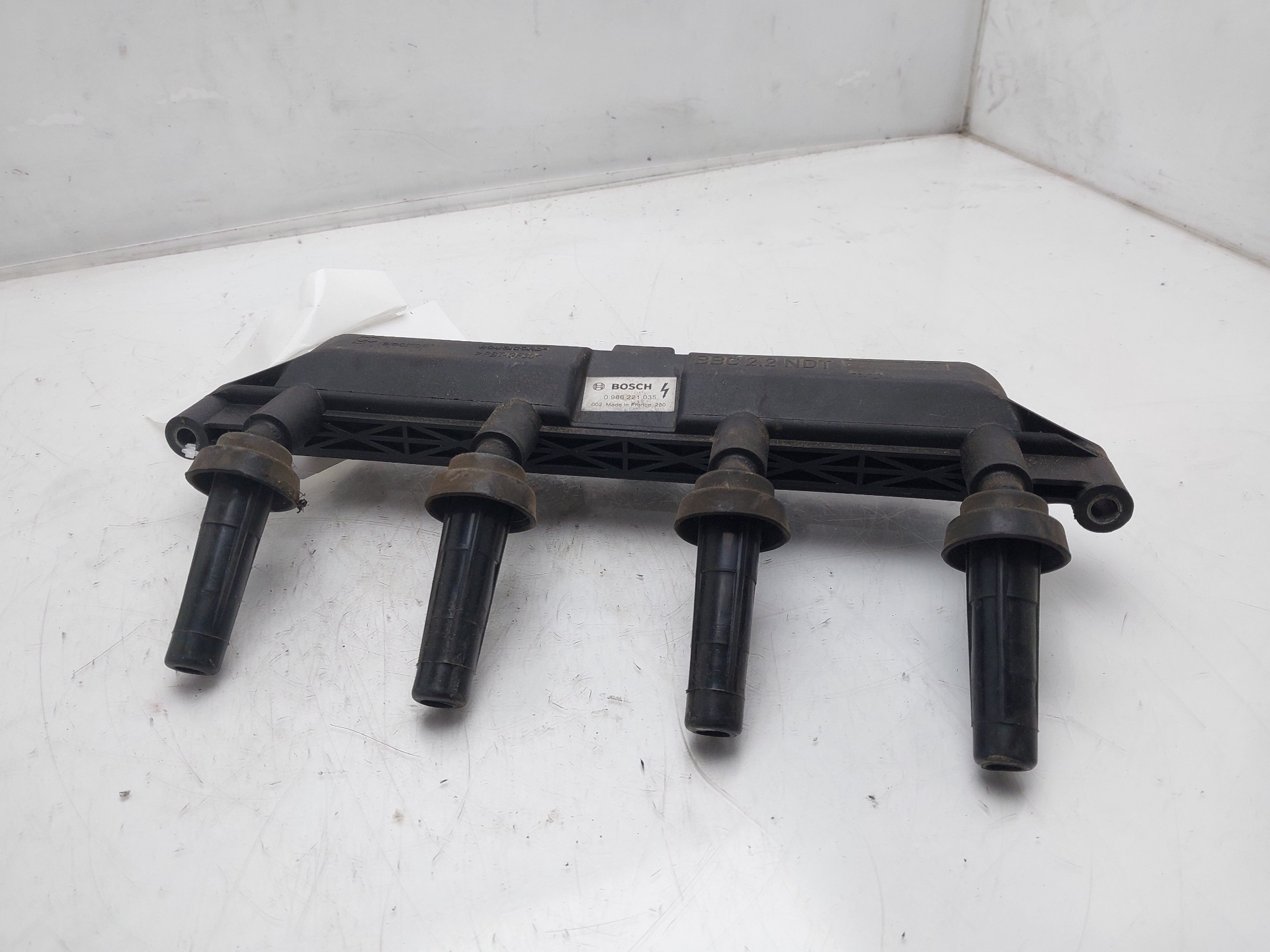 PEUGEOT 306 1 generation (1993-2002) High Voltage Ignition Coil 0986221035 24761127