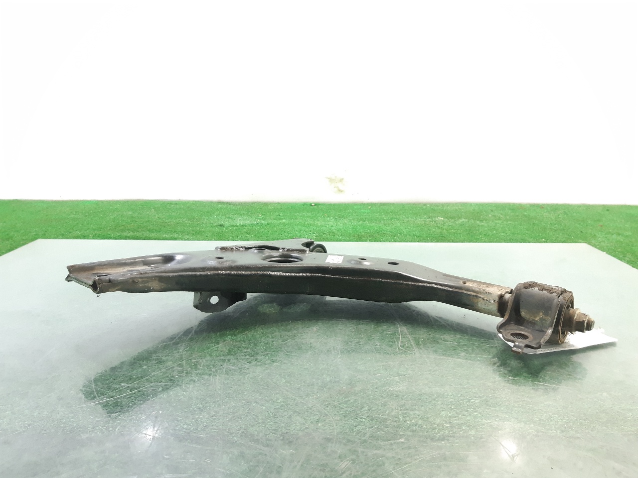 MAZDA 323 BA (1994-2000) Front Right Arm B25D34300D 18664683