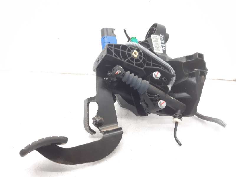 RENAULT Trafic 2 generation (2001-2015) Clutch Pedal 465033911R 18523178