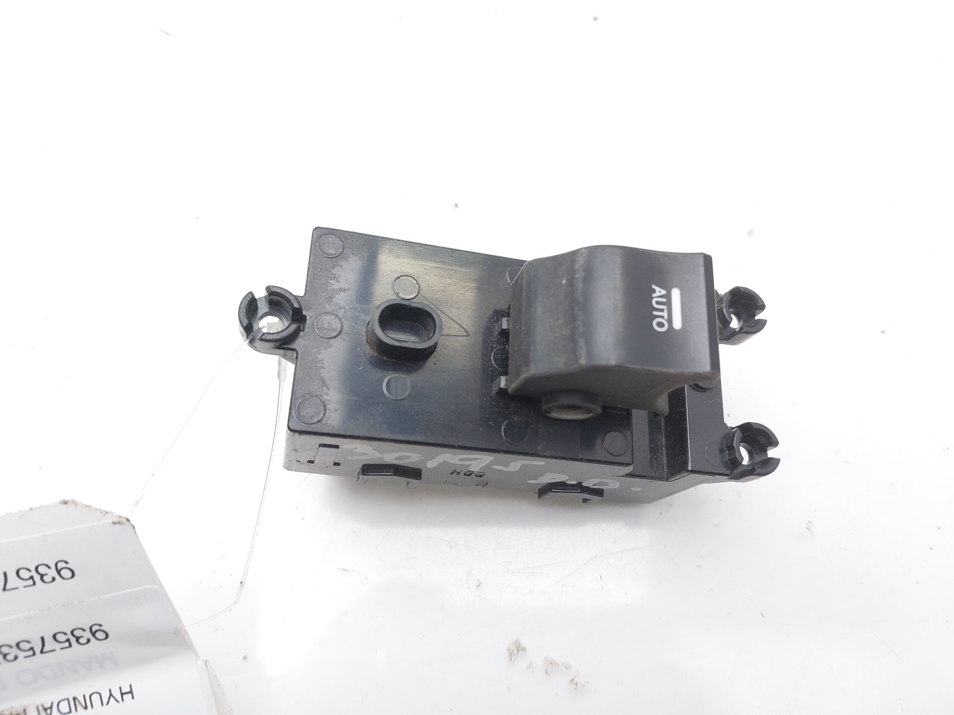 HYUNDAI i40 VF (1 generation) (2011-2020) Front Right Door Window Switch 935753Z000 24119307