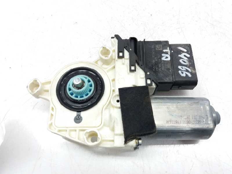 SEAT Toledo 3 generation (2004-2010) Rear Right Door Window Control Motor 1K0959704M 20176749