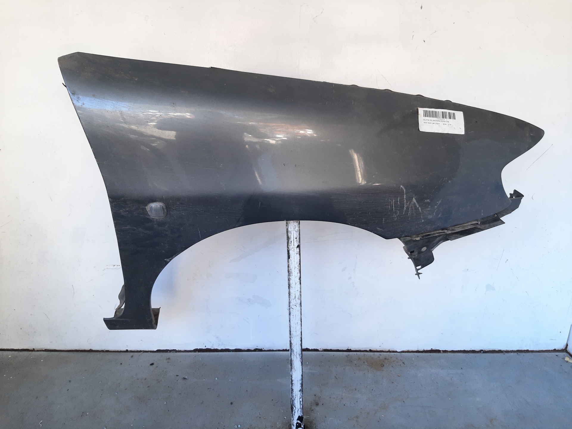 SEAT Cordoba 1 generation (1993-2003) Front Right Fender 6K0821022D 18800375