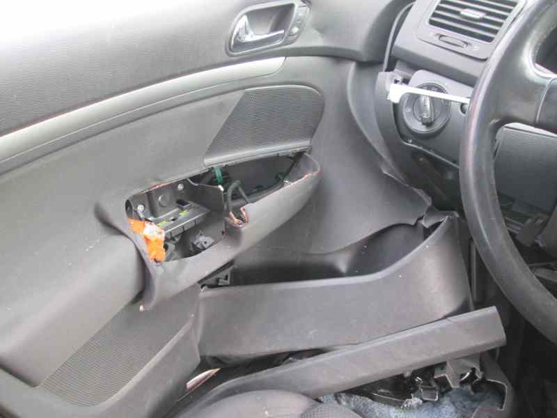 VOLKSWAGEN Golf 5 generation (2003-2009) Étrier de frein avant gauche 1K0615123D 20165478