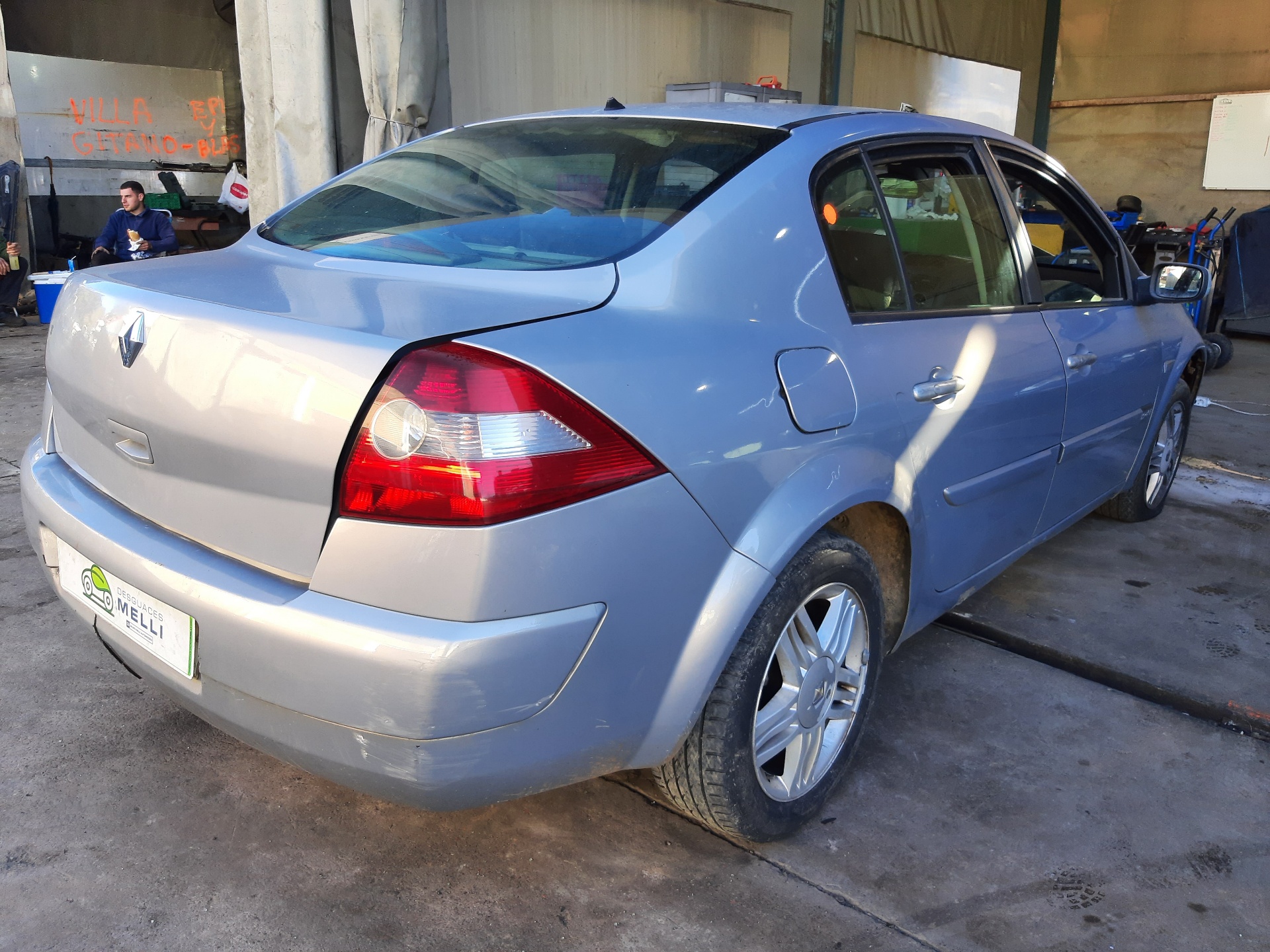 RENAULT Megane 2 generation (2002-2012) Крыло переднее левое 7701477186 24342049